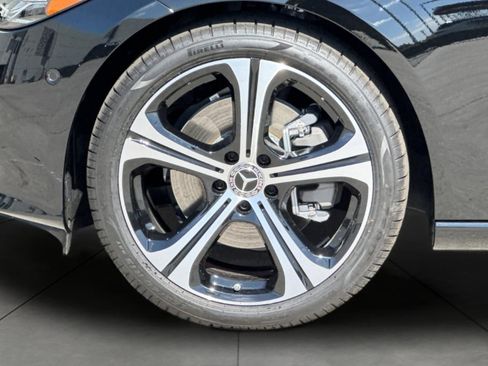 New 2025 Mercedes-Benz C 300 Sedan image 3