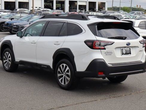Certified 2025 Subaru Outback Premium w/ Popular Package #1 AWD/4WD image 6