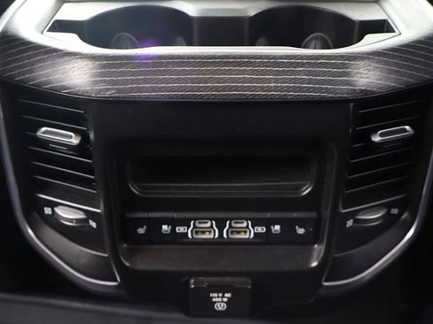Used 2022 RAM 1500 Limited image 32
