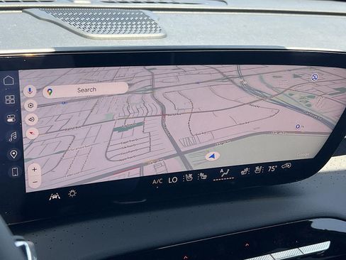 New 2026 Buick Enclave Avenir w/ Super Cruise Package FWD image 18