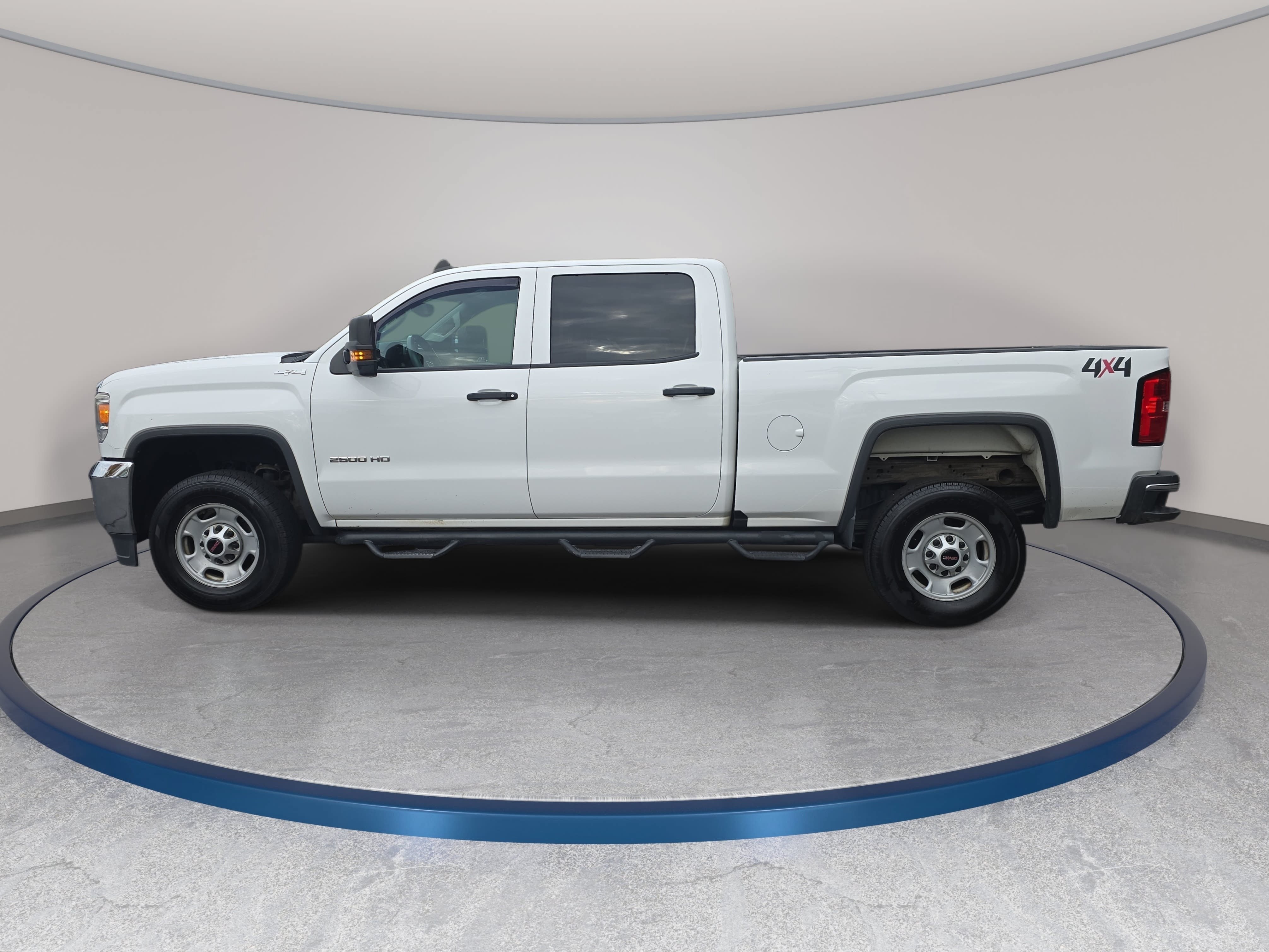 Used 2016 GMC Sierra 2500 4x4 Crew Cab w/ Sierra Convenience Package image 8