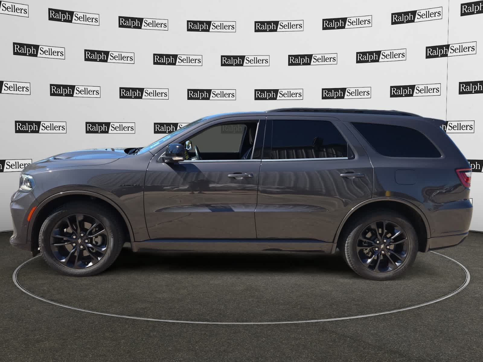 Used 2023 Dodge Durango R/T RWD image 3