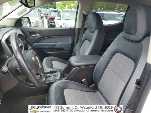 Used 2018 Chevrolet Colorado Z71 AWD/4WD image 18