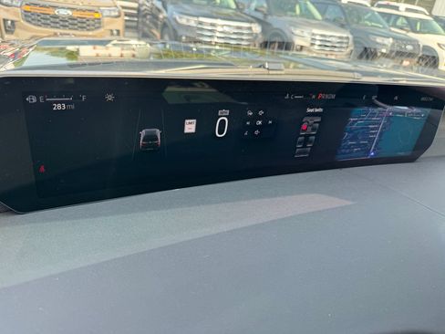Used 2026 Ford Expedition Tremor AWD/4WD image 29