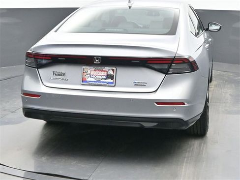 Certified 2023 Honda Accord Touring image 5