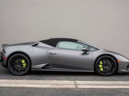 Used 2020 Lamborghini Huracan EVO AWD/4WD image 8