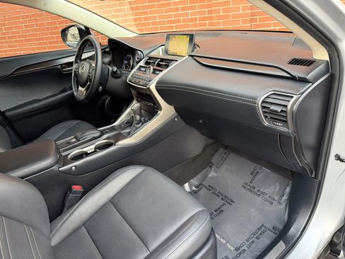 Used 2017 Lexus NX 300h AWD image 21