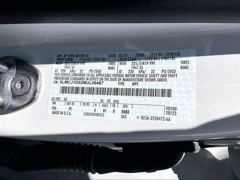 Used 2021 Lincoln Corsair AWD w/ Premium Package image 19