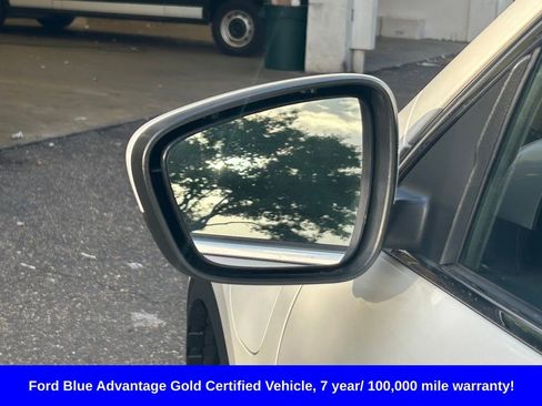 Certified 2024 Ford Escape SE w/ PHEV Premium Package FWD image 16