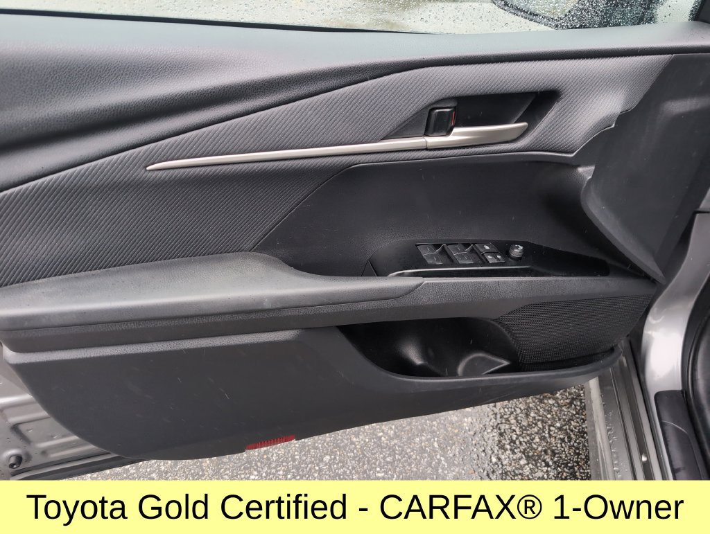 Certified 2025 Toyota Camry SE FWD image 12