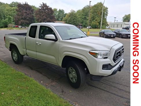 Used 2021 Toyota Tacoma SR w/ SR Convenience Package RWD image 4