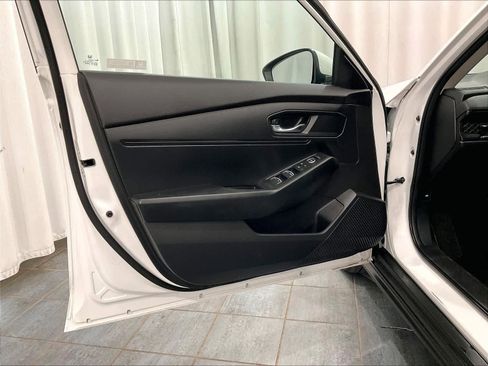 Used 2023 Honda Accord LX image 9