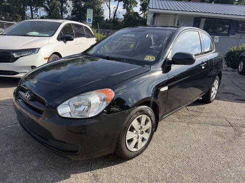 Used 2010 Hyundai Accent GS w/ Premium Pkg 3 FWD image 1