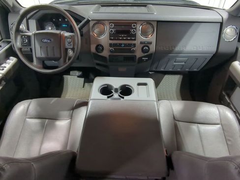 Used 2016 Ford F250 XLT image 18