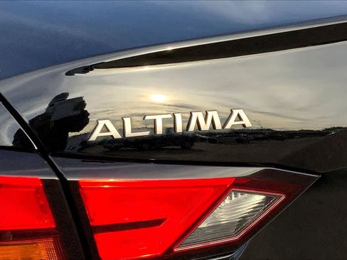 Used 2023 Nissan Altima 2.5 SV image 30