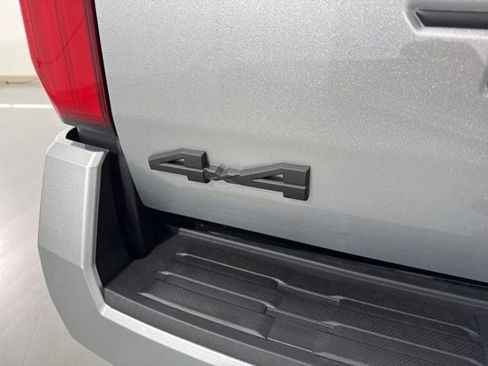 New 2025 Toyota Tacoma SR5 image 7