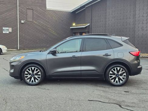 Used 2020 Ford Escape SE Sport FWD image 5