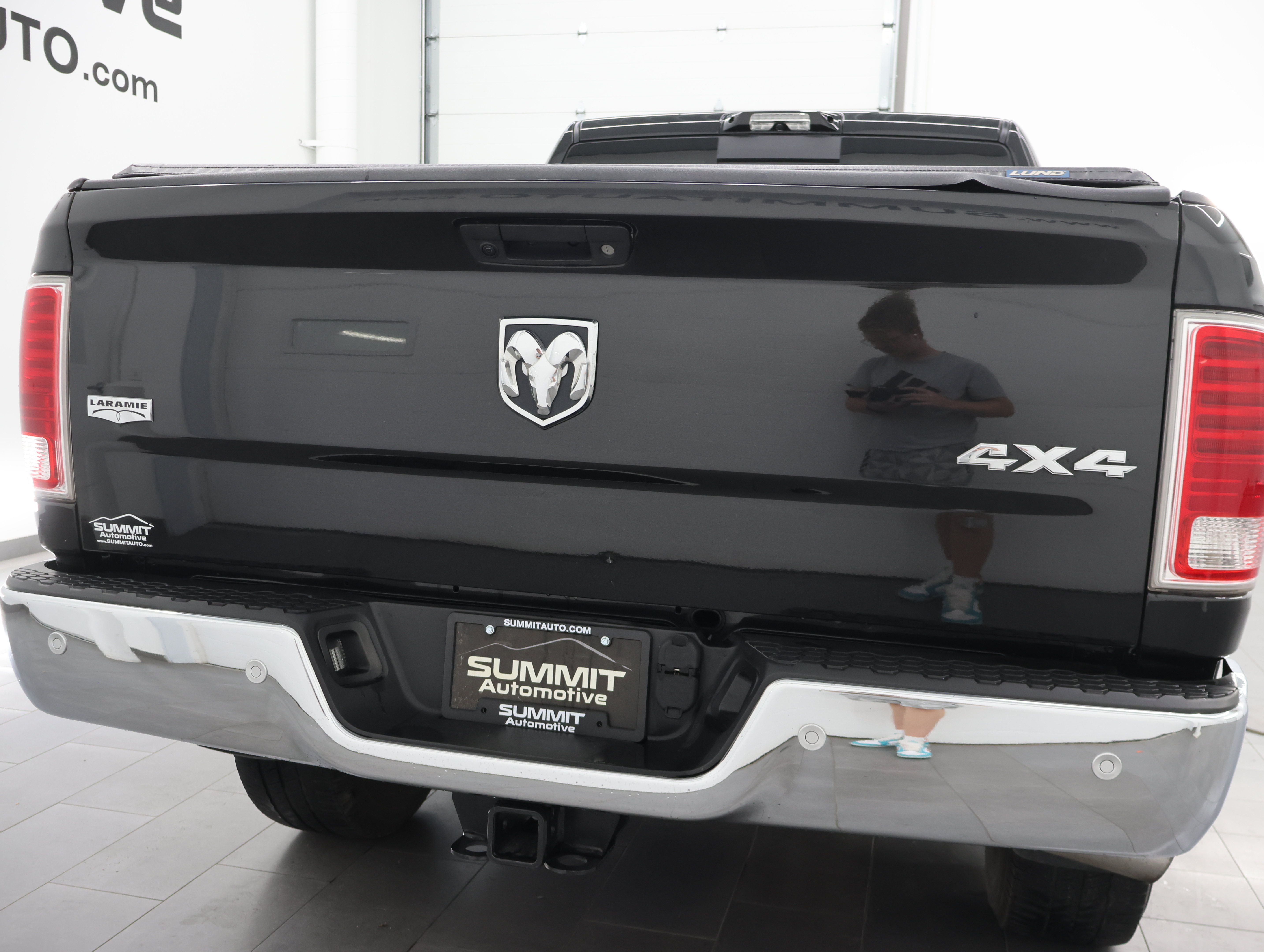 Used 2016 RAM 3500 Laramie AWD/4WD image 29