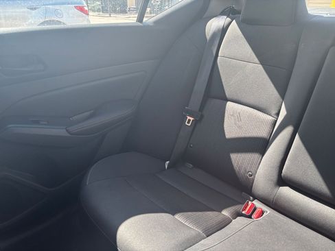Used 2025 Nissan Altima 2.5 SV FWD image 37