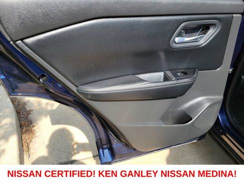 Certified 2025 Nissan Rogue SV AWD/4WD image 40