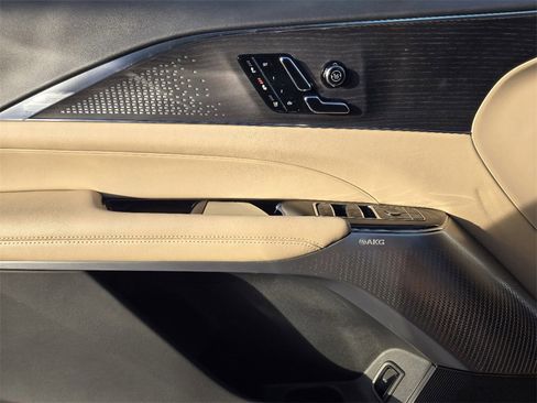 New 2025 Cadillac Lyriq Sport image 24