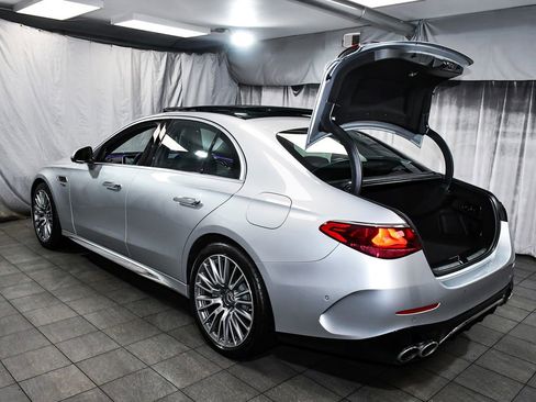 Used 2025 Mercedes-Benz E 53 AMG e 4MATIC Sedan image 73