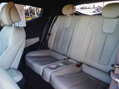 Used 2020 Hyundai Veloster Turbo Ultimate image 14