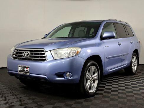 Used 2010 Toyota Highlander Limited AWD/4WD image 2