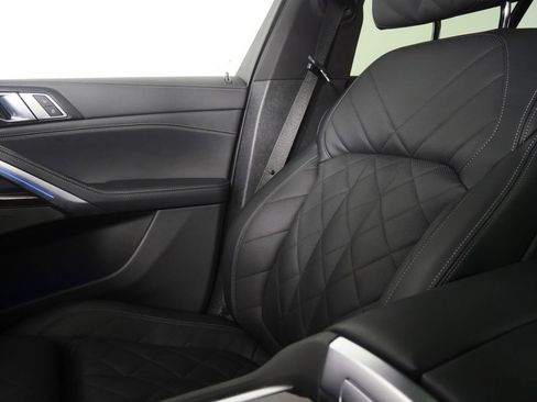 Used 2025 BMW X6 xDrive40i image 25