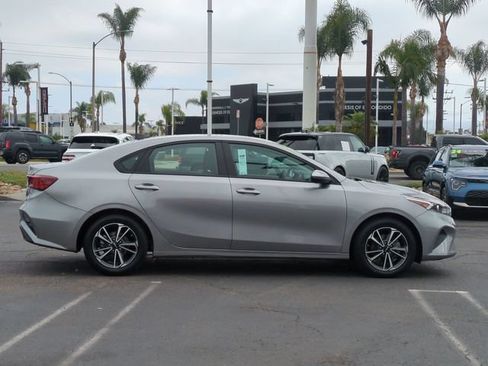 Certified 2023 Kia Forte LXS w/ LXS Technology Package FWD image 2