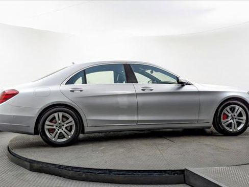 Used 2018 Mercedes-Benz S 450 Sedan image 9