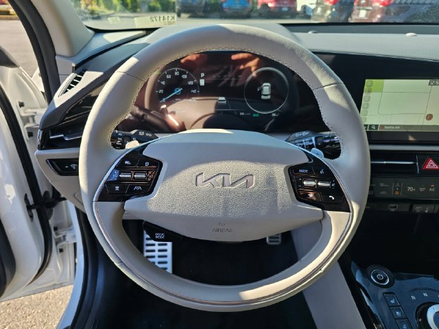 New 2026 Kia Niro Wave w/ Wave Preserve Package FWD image 24