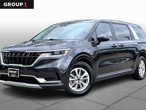 Used 2022 Kia Carnival LX image 1