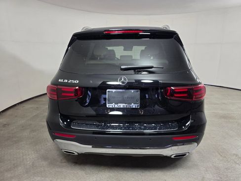 New 2026 Mercedes-Benz GLB 250 image 5