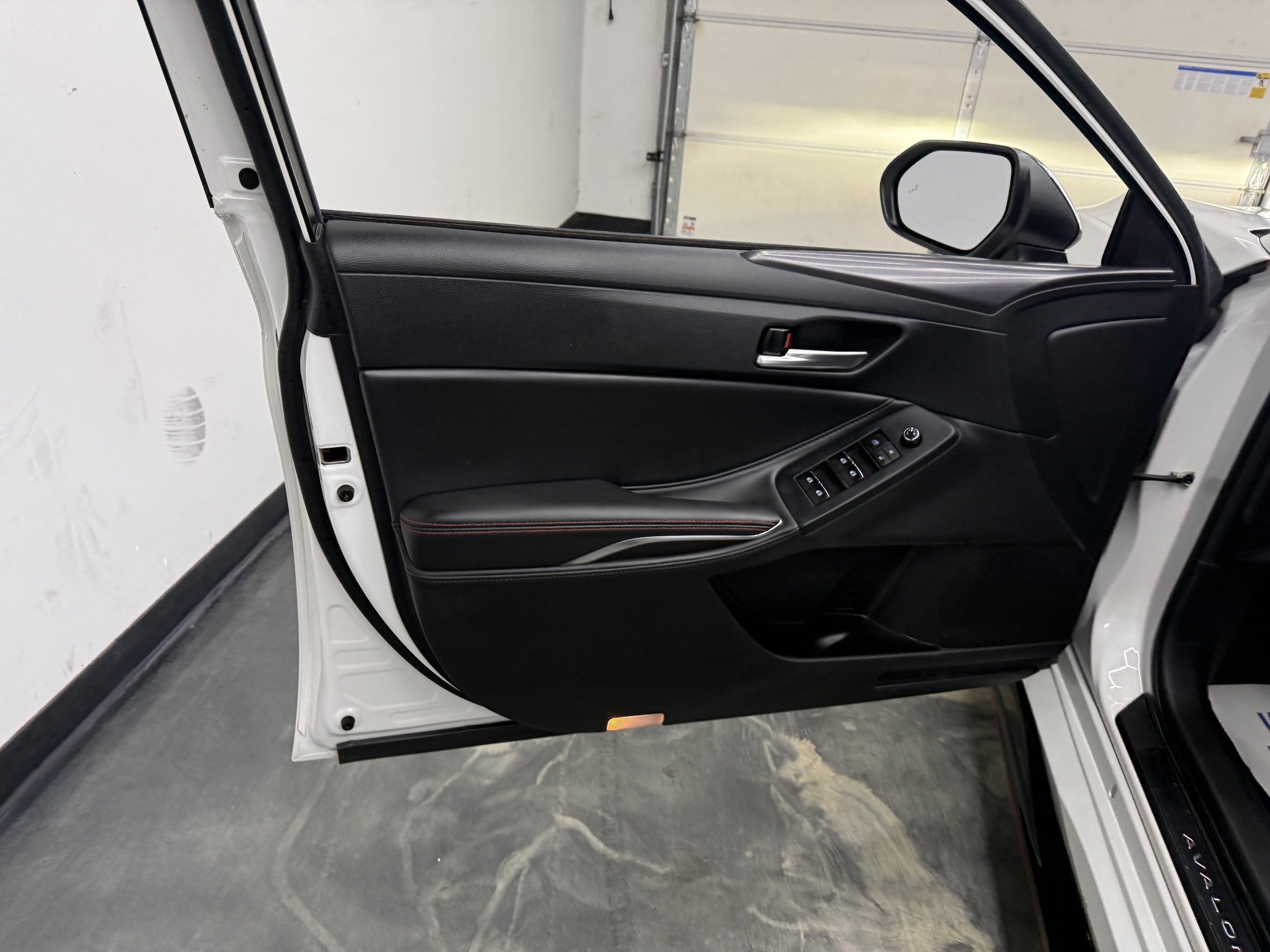 Used 2021 Toyota Avalon TRD FWD image 10