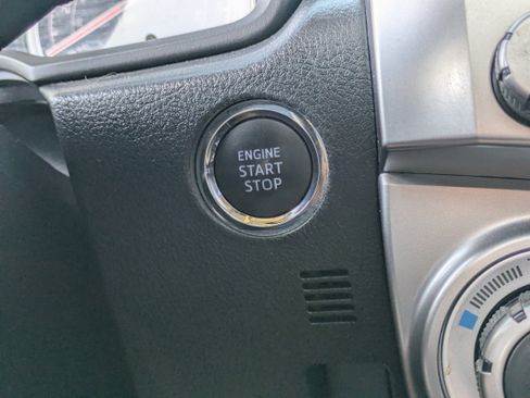 Used 2020 Toyota 4Runner Limited image 30