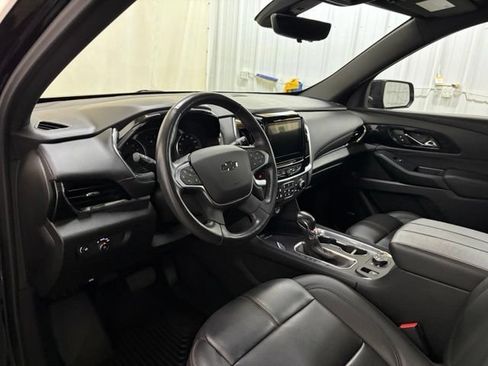 Used 2022 Chevrolet Traverse RS AWD/4WD image 34