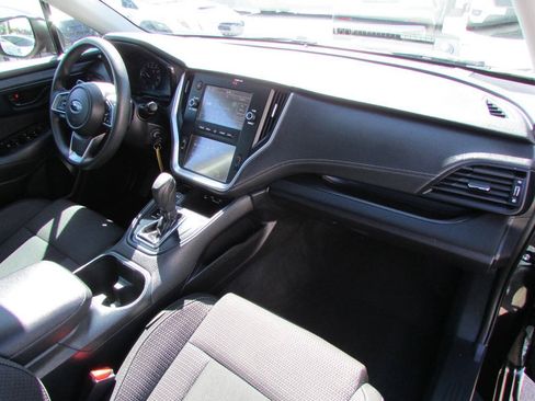 Used 2021 Subaru Outback AWD/4WD image 17