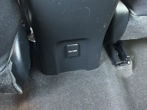 Used 2016 Toyota Prius Two image 8