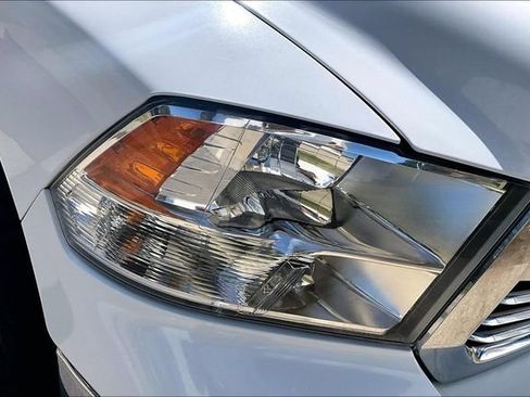 Used 2018 RAM 1500 Big Horn AWD/4WD image 27