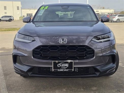 Used 2023 Honda HR-V LX image 2