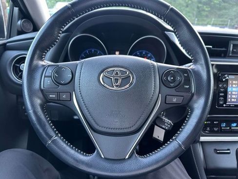 Used 2018 Toyota Corolla iM w/ All-Weather Mat Package FWD image 14