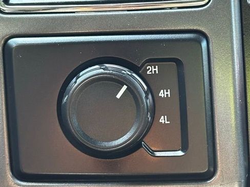 Used 2018 Ford F150 XLT AWD/4WD image 28