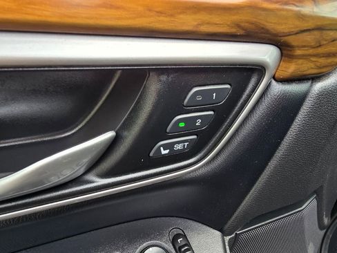 Used 2018 Honda CR-V EX-L image 19
