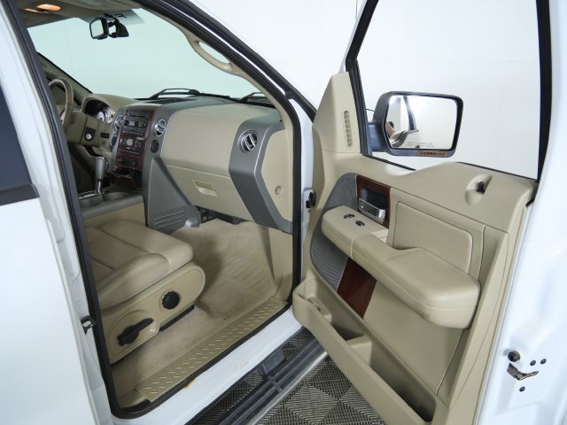 Used 2006 Ford F150 Lariat AWD/4WD image 11
