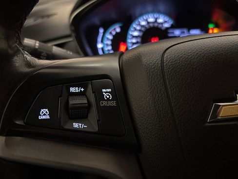 Used 2018 Chevrolet Trax LT w/ LT Convenience Package image 20