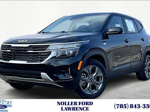 Used 2024 Kia Seltos LX AWD/4WD image 1