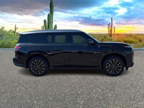 New 2026 INFINITI QX80 Autograph AWD/4WD image 3