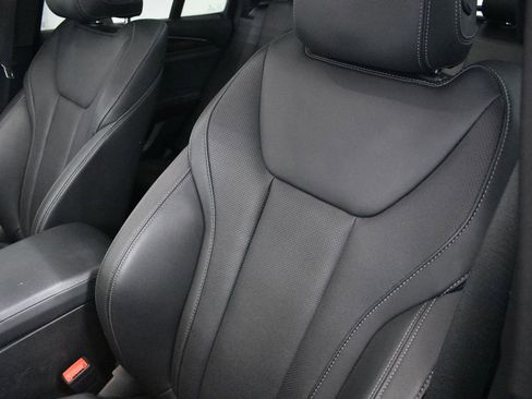 Used 2024 BMW X3 xDrive30i image 10