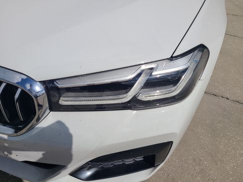 Used 2021 BMW 540i w/ M Sport Package RWD image 4